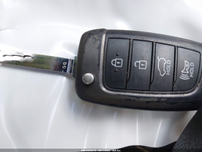 2020 Hyundai Veloster 2.0 VIN: KMHTG6AF8LU022433 Lot: 43202316