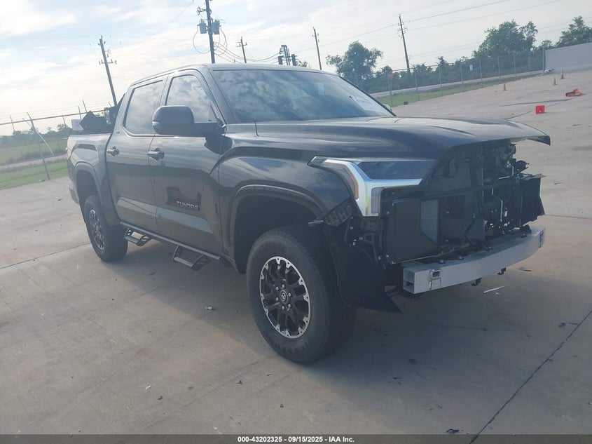 TOYOTA TUNDRA SR5 4WD