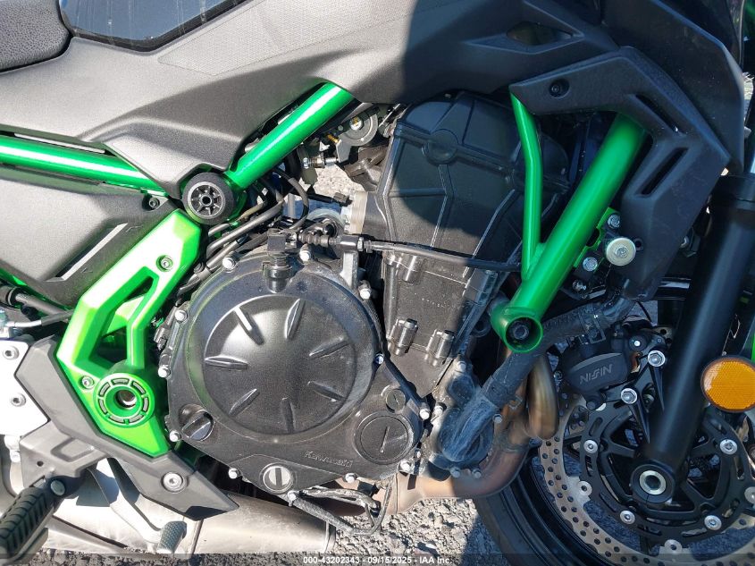 2025 Kawasaki Er650 N VIN: ML5EREN1XSDAF3691 Lot: 43202343