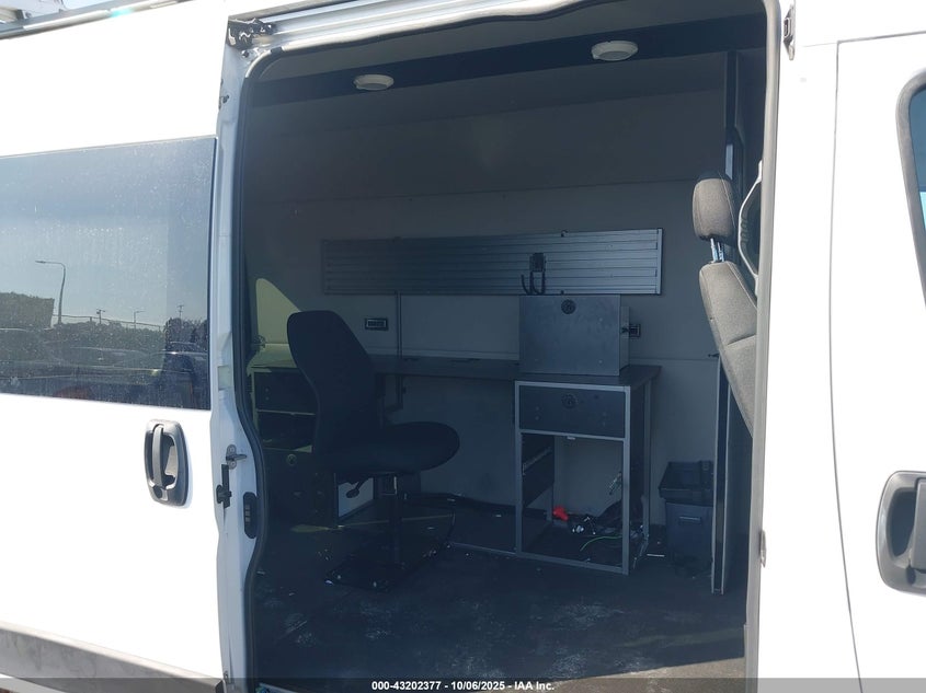 2021 Ram Promaster 1500 High Roof 136 Wb VIN: 3C6LRVBG0ME553519 Lot: 43202377