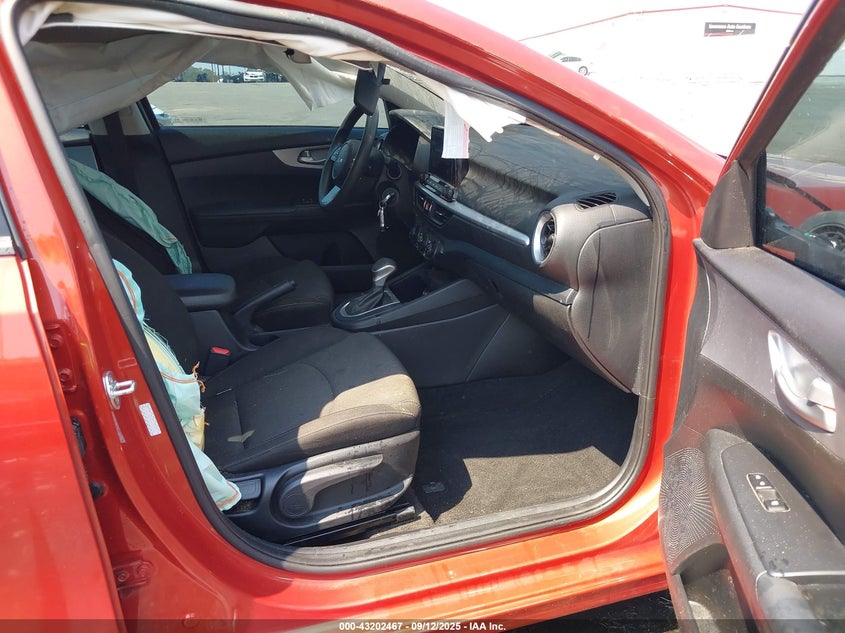 2023 KIA FORTE LXS - 3KPF24AD3PE680930