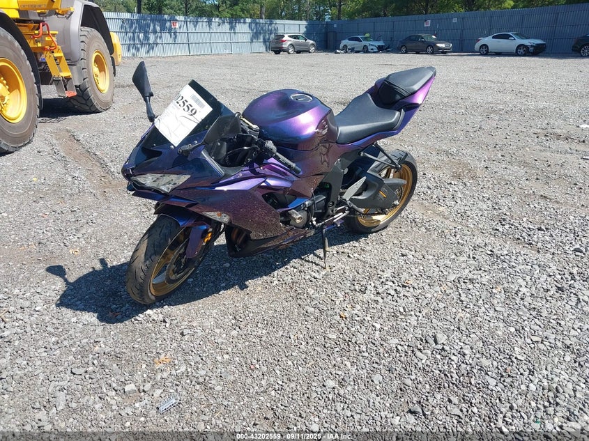JKBZXJH15MA009806 2021 KAWASAKI ZX photo no. 2