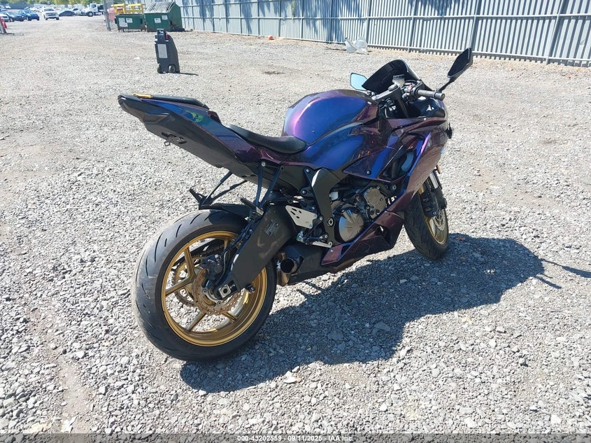 JKBZXJH15MA009806 2021 KAWASAKI ZX photo no. 4