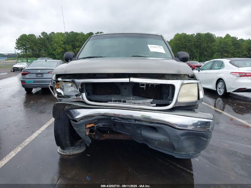 1999 Ford Expedition Eddie Bauer/Xlt VIN: 1FMPU18L8XLB93476 Lot: 43202733