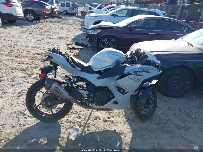 2025 Kawasaki Ex500 VIN: ML5EXGG16SDA44313 Lot: 43202839