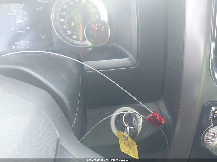 2016 RAM 1500 SPORT - 1C6RR6HT4GS387477