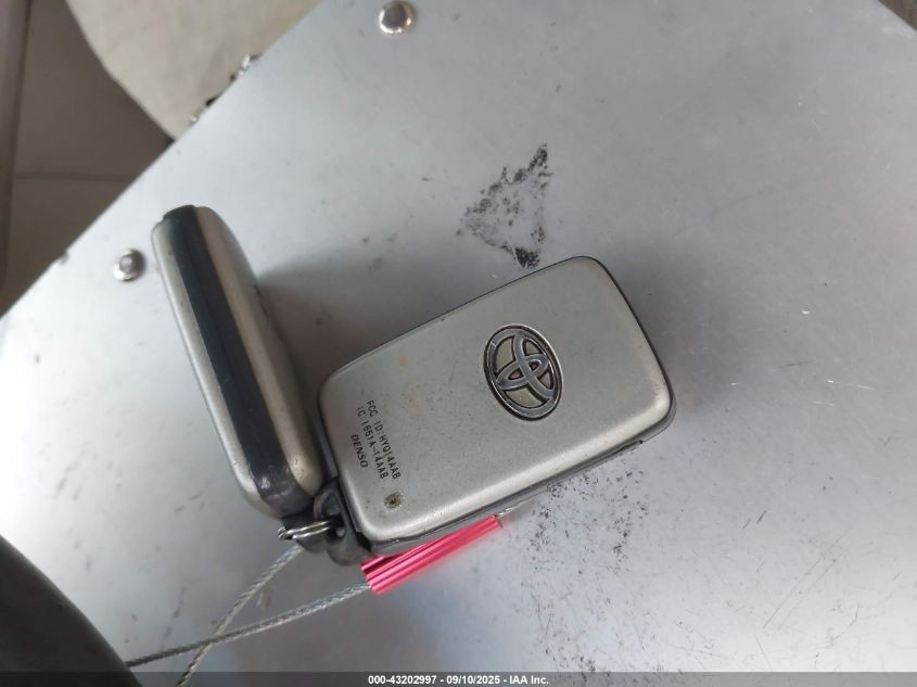 2008 Toyota Camry Hybrid VIN: 4T1BB46KX8U031677 Lot: 43202997