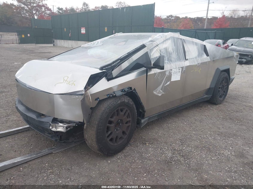 Vin: 7g2cehed2ra025564, lot: 43697616, tesla cybertruck 20242