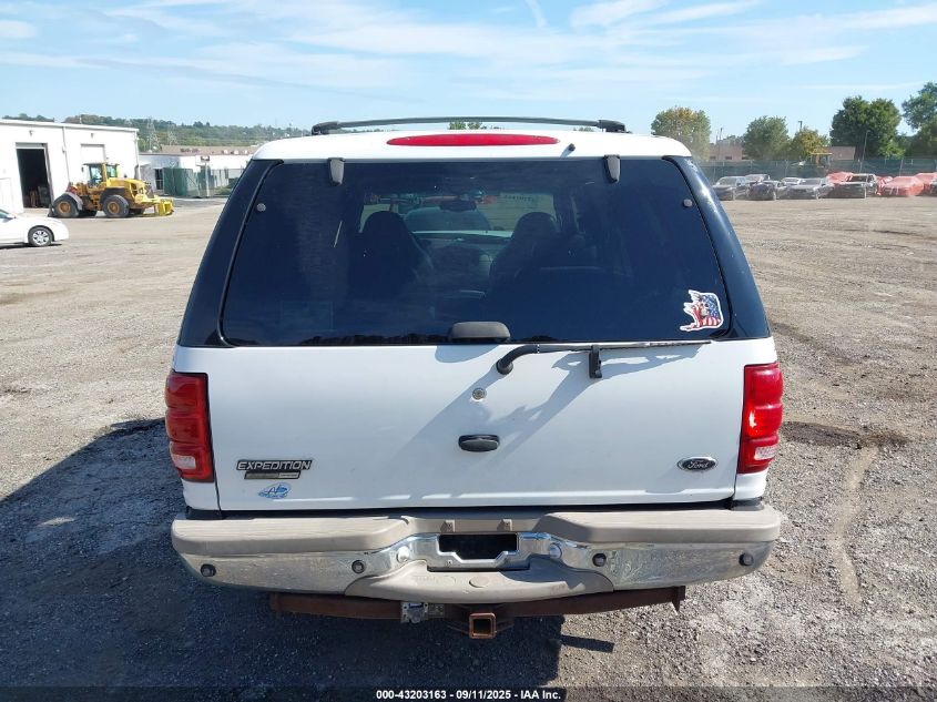 2002 Ford Expedition Eddie Bauer VIN: 1FMFU18L22LA18404 Lot: 43203163
