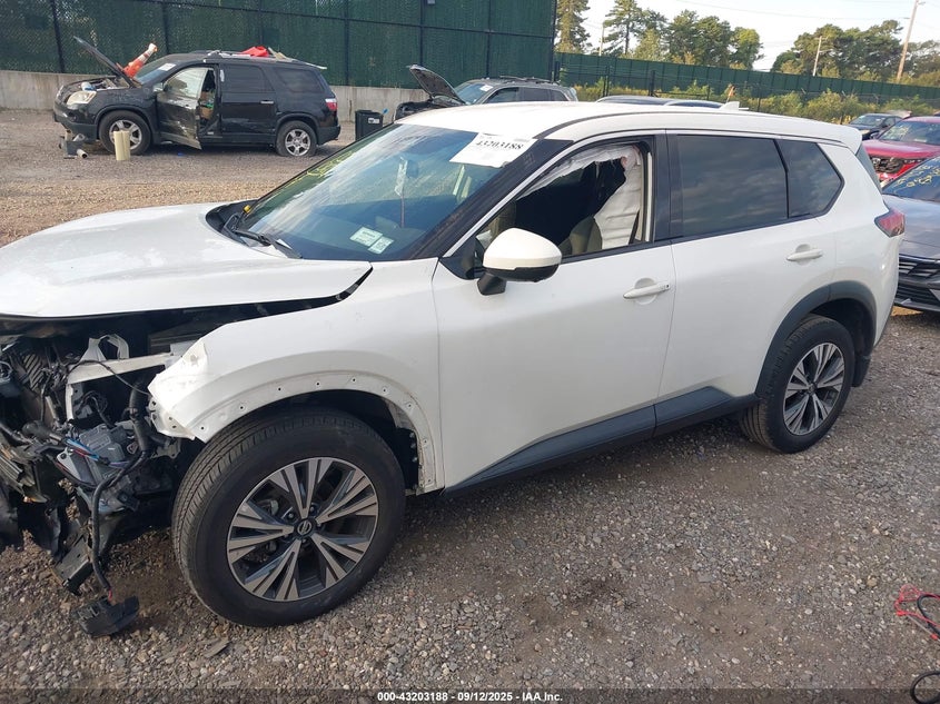 2021 NISSAN ROGUE SV INTELLIGENT AWD - 5N1AT3BBXMC804883
