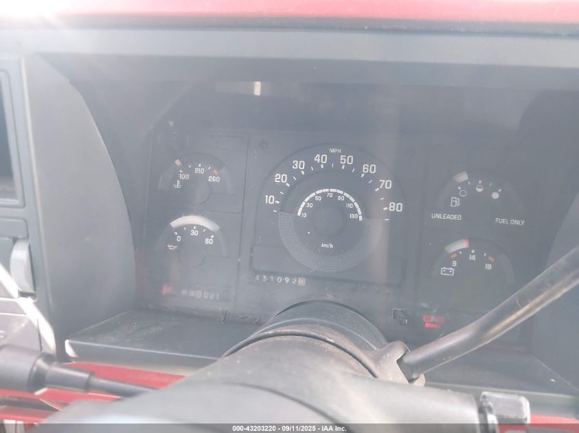 1989 Chevrolet Gmt-400 C1500 VIN: 1GCDC14K4KZ243786 Lot: 43203220