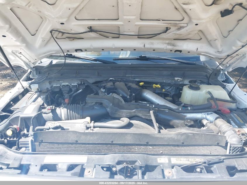 2011 Ford F-450 Lariat VIN: 1FT8W4DT0BEC35338 Lot: 43203284