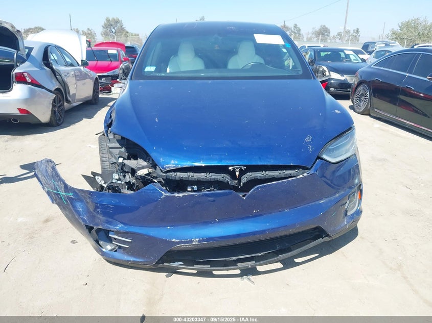 2016 Tesla Model X 75D/P100D/P90D VIN: 5YJXCBE41GF017897 Lot: 43203347