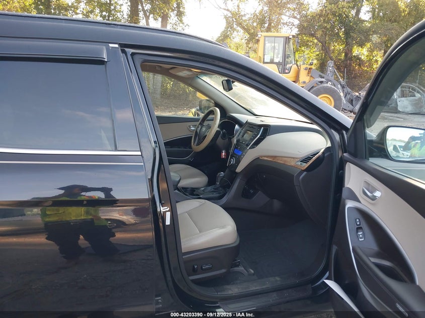 2016 HYUNDAI SANTA FE SPORT 2.0L TURBO 5XYZU3LA1GG313550