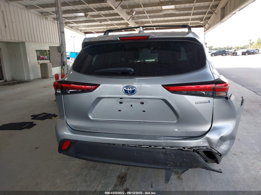 2020 TOYOTA HIGHLANDER HYBRID XLE - 5TDGARAH8LS502695
