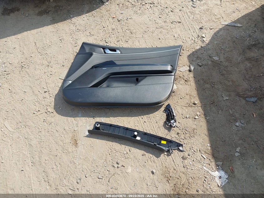 2025 Kia K5 Gt-Line VIN: KNAG64J77S5350115 Lot: 43203670