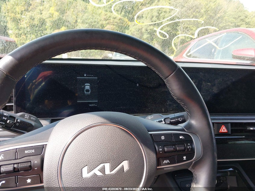 2025 Kia K5 Gt-Line VIN: KNAG64J77S5350115 Lot: 43203670