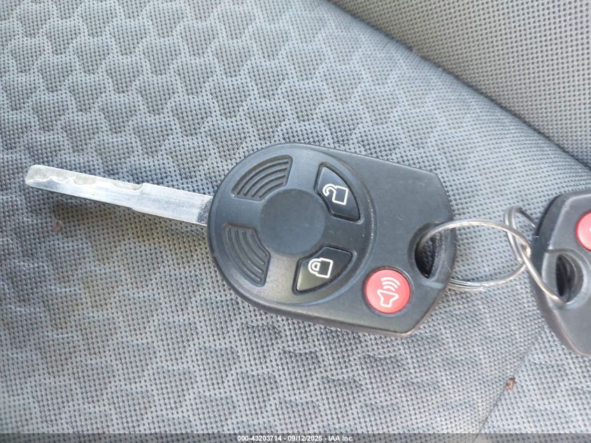 2017 Ford Escape Se VIN: 1FMCU9GD5HUC42104 Lot: 43203714