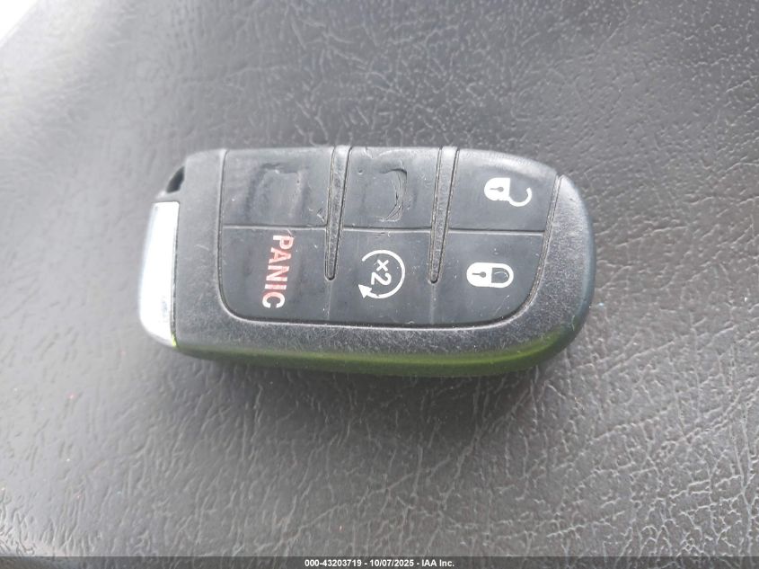 2016 Jeep Renegade Limited VIN: ZACCJADT6GPC84744 Lot: 43203719