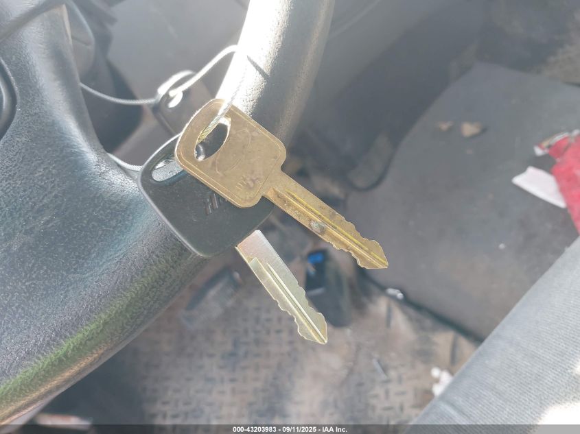 2000 Ford F-150 Lariat/Work Series/Xl/Xlt VIN: 1FTRX18L1YNB83690 Lot: 43203983