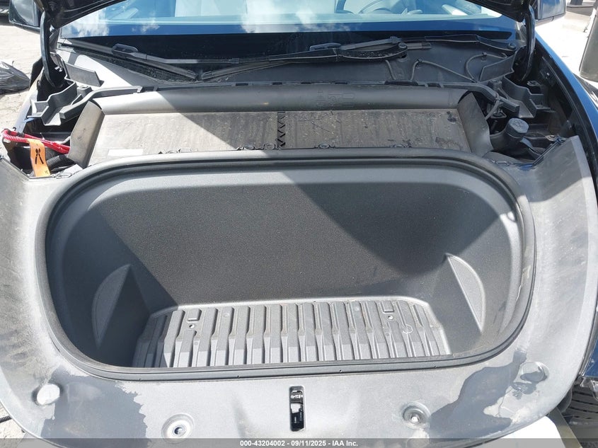 2024 Tesla Model Y Long Range Dual Motor All-Wheel Drive/Rwd VIN: 7SAYGDED1RF122837 Lot: 43204002