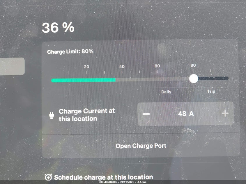 2024 Tesla Model Y Long Range Dual Motor All-Wheel Drive/Rwd VIN: 7SAYGDED1RF122837 Lot: 43204002