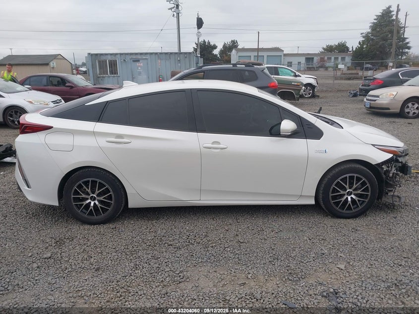 2017 TOYOTA PRIUS PRIME PREMIUM - JTDKARFPXH3004761