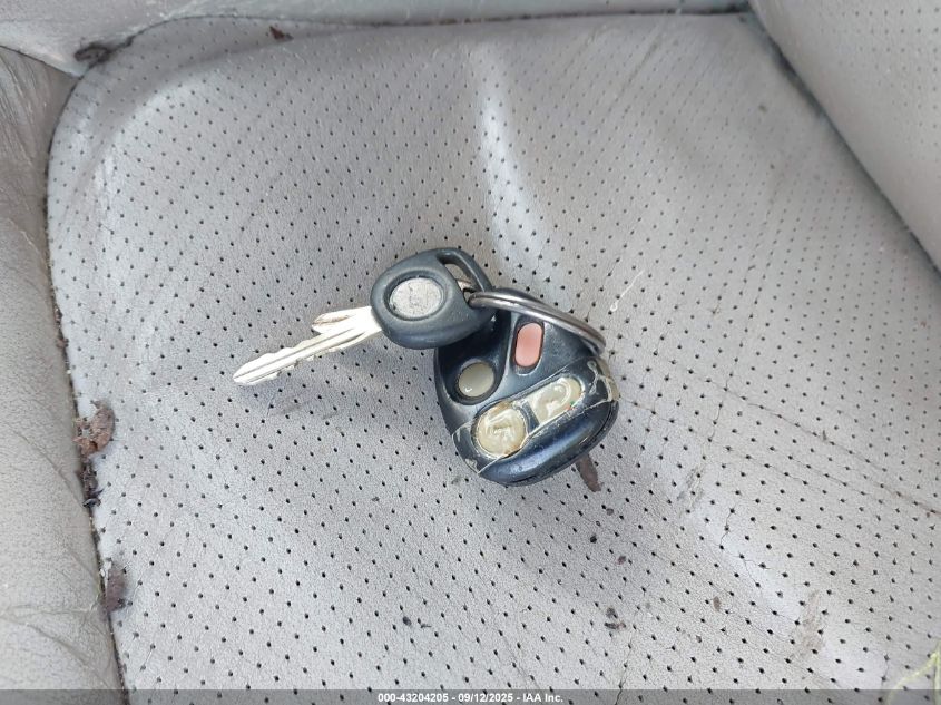 2000 Cadillac Escalade Standard VIN: 1GYEK63R5YR181496 Lot: 43204205