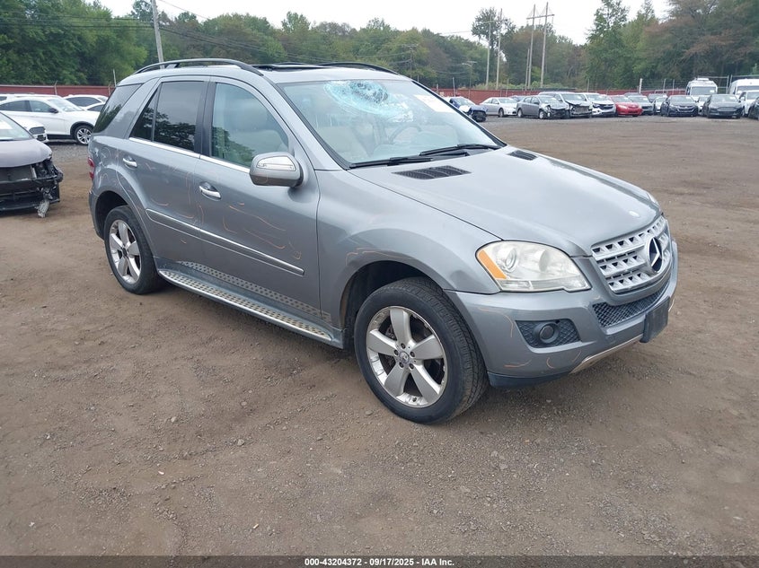 MERCEDES-BENZ M-CLASS 4MATIC