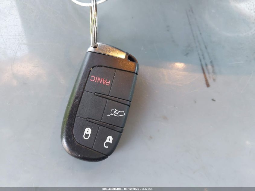 2018 Jeep Grand Cherokee Laredo E 4X2 VIN: 1C4RJEAGXJC327535 Lot: 43204406