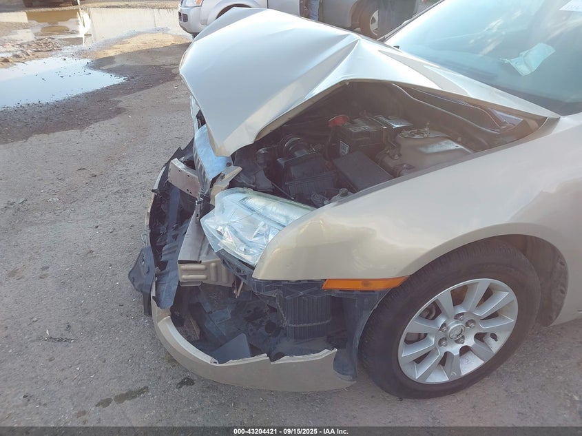 2008 Mercury Milan I4 VIN: 3MEHM07Z58R663893 Lot: 43204421