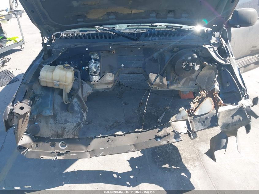 2000 Chevrolet Silverado 1500 Ls VIN: 1GCEC14T2YZ340152 Lot: 43204453