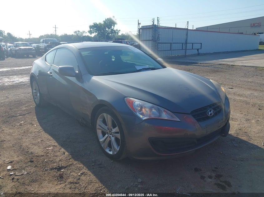 HYUNDAI GENESIS 2.0T PREMIUM