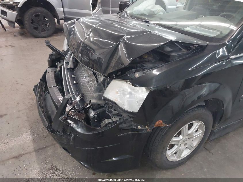 2008 Chrysler Town & Country Touring VIN: 2A8HR54P08R779374 Lot: 43204593