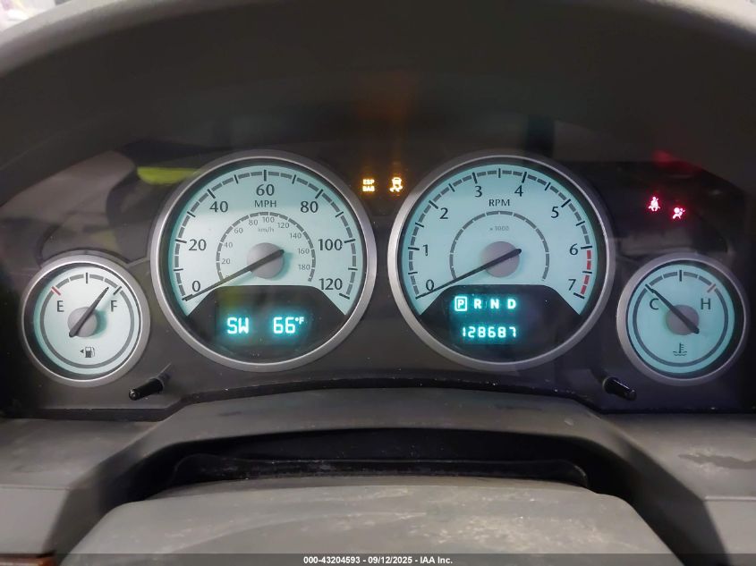 2008 Chrysler Town & Country Touring VIN: 2A8HR54P08R779374 Lot: 43204593