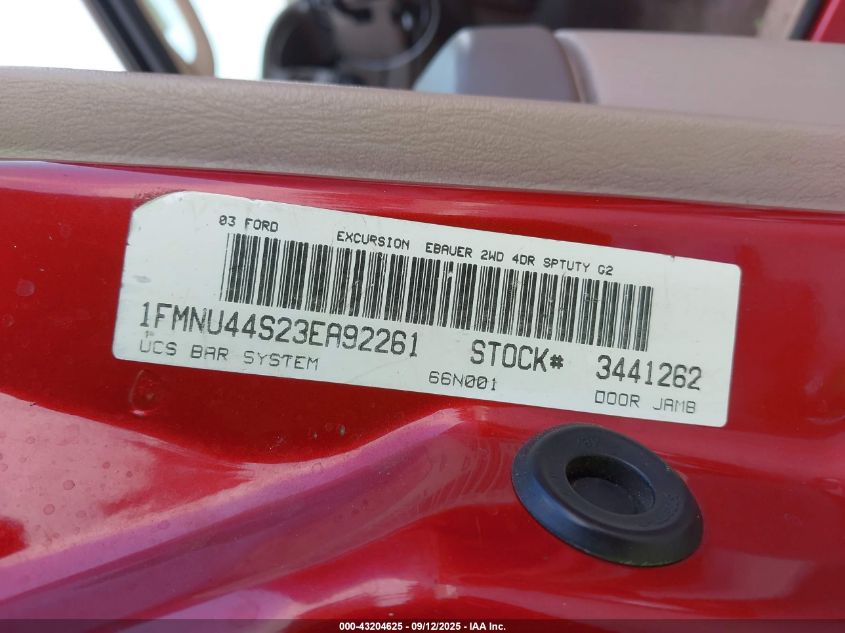 2003 Ford Excursion Eddie Bauer VIN: 1FMNU44S23EA92261 Lot: 43204625
