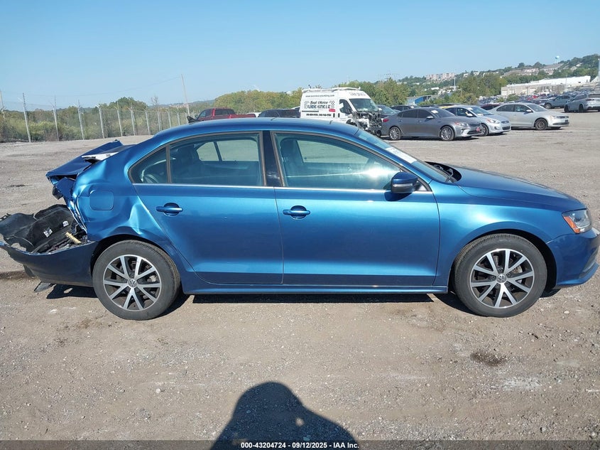 2017 VOLKSWAGEN JETTA 1.4T SE - 3VWDB7AJ0HM274784