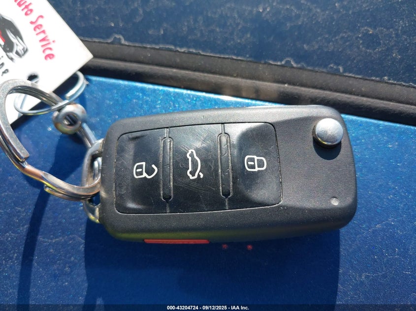 2017 VOLKSWAGEN JETTA 1.4T SE - 3VWDB7AJ0HM274784