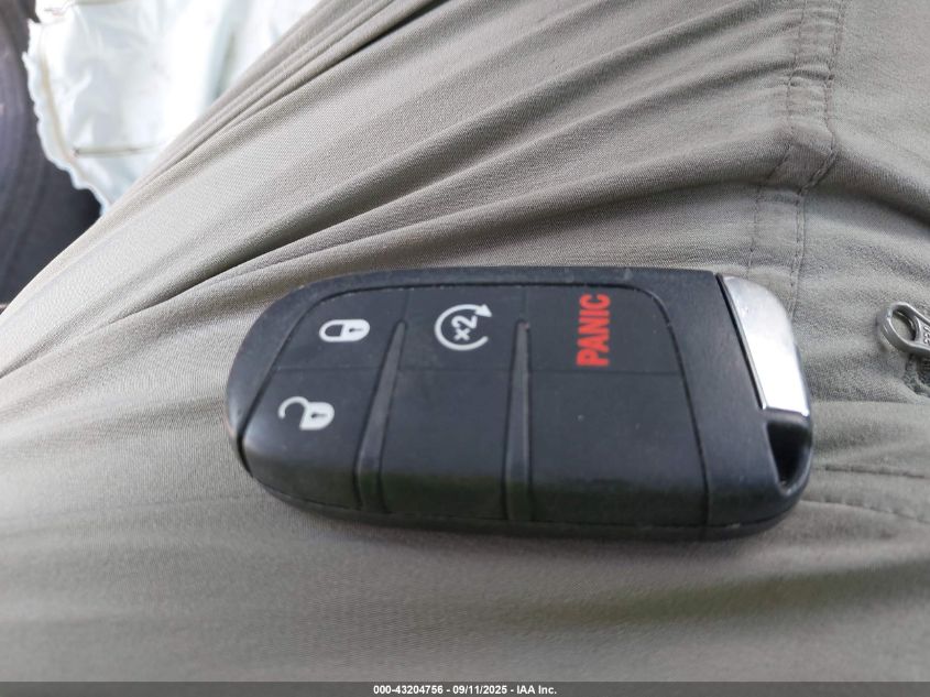 2017 Jeep Renegade Sport Fwd VIN: ZACCJAAB6HPF90310 Lot: 43204756