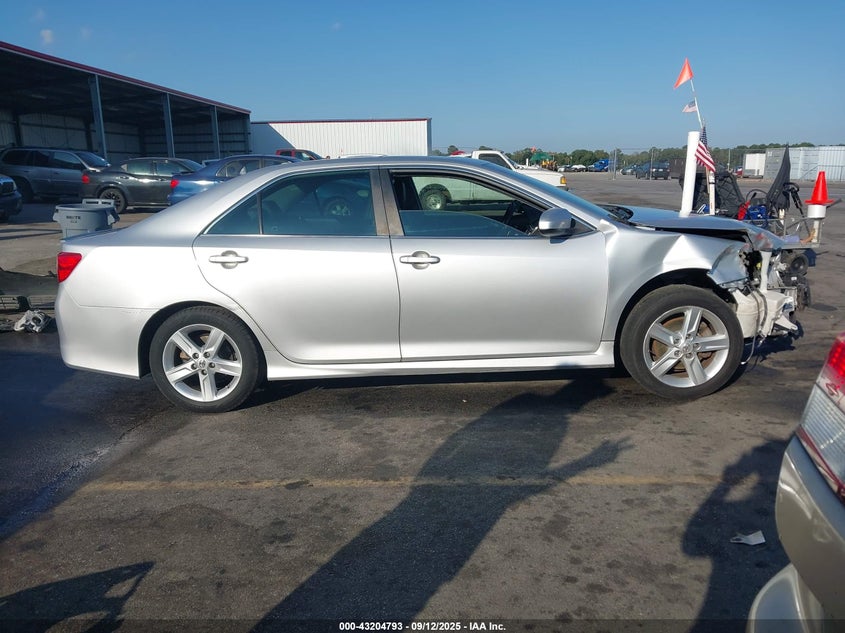 2014 TOYOTA CAMRY SE - 4T1BF1FKXEU387528