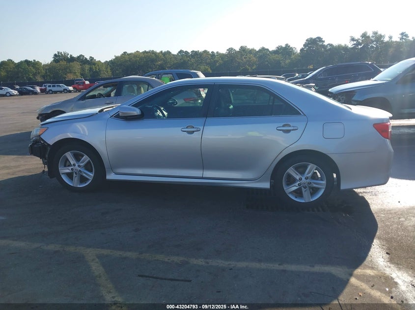 2014 TOYOTA CAMRY SE - 4T1BF1FKXEU387528