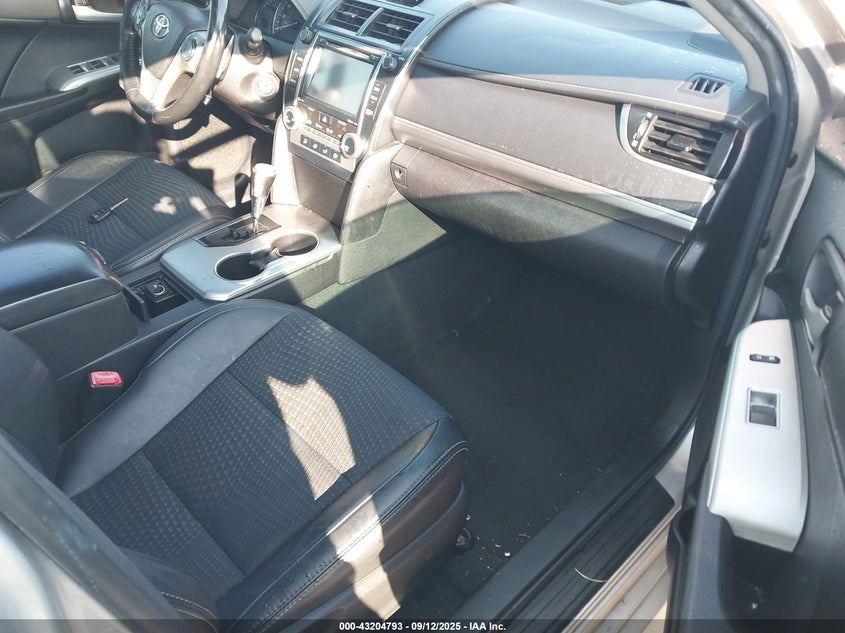 2014 TOYOTA CAMRY SE - 4T1BF1FKXEU387528