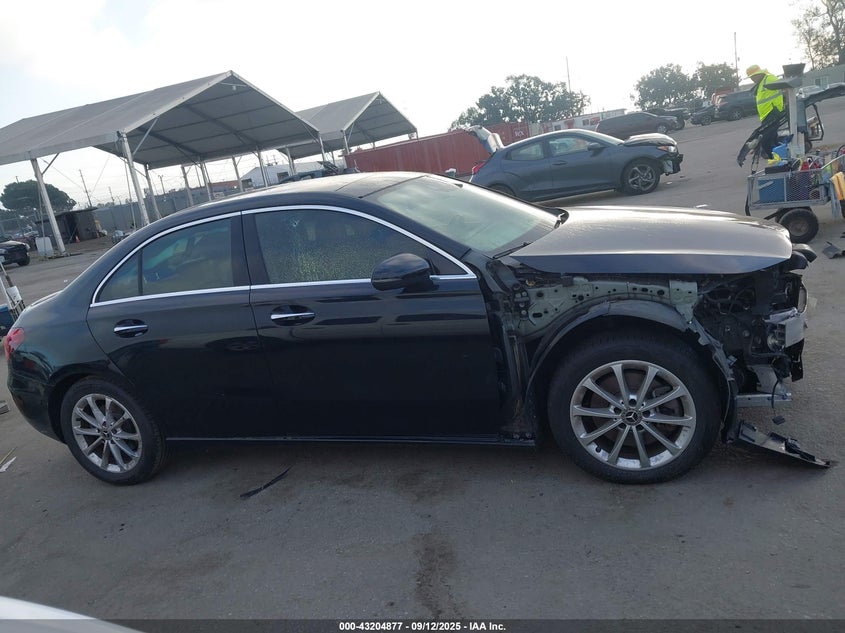 2019 MERCEDES-BENZ A 220 - WDD3G4EB0KW001925