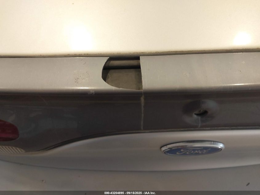 1997 Ford Taurus Gl VIN: 1FALP52U5VA200644 Lot: 43204895