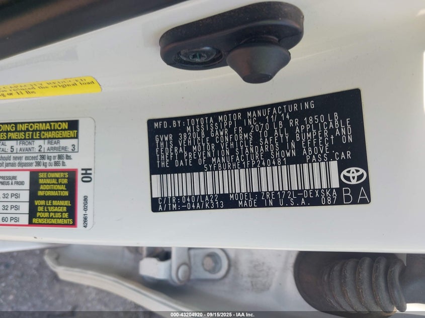 2015 Toyota Corolla S Premium VIN: 5YFBURHE1FP240481 Lot: 43204920