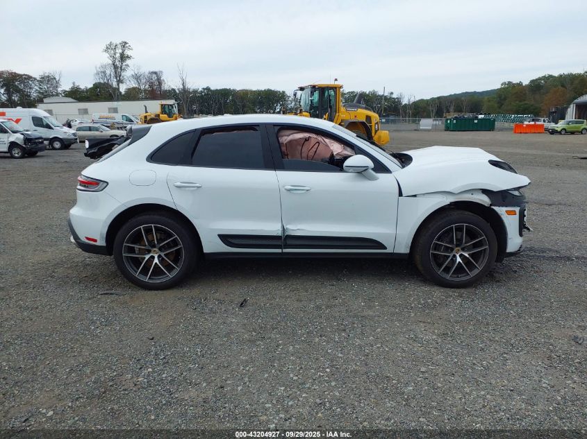 2024 Porsche Macan T VIN: WP1AA2A56RLB08446 Lot: 43204927