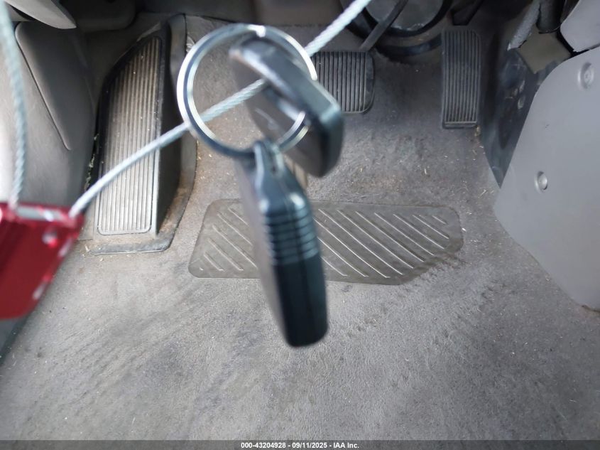 2001 Ford Escape Xlt VIN: 1FMYU03141KF21168 Lot: 43204928