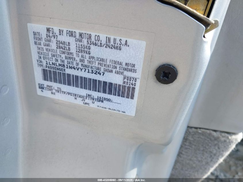 1997 Lincoln Town Car Executive VIN: 1LNLM81W4VY713247 Lot: 43205060