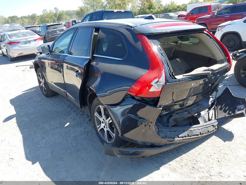 Vin: yv4902dz8b2182868, lot: 43699741, volvo xc60 t6/t6 r-design 20113