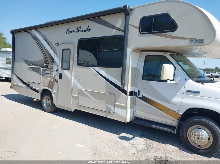 2017 Ford E-450 Cutaway VIN: 1FDXE4FS8HDC15156 Lot: 43205297